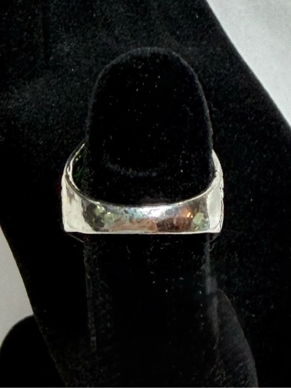 Shamrock Green Cabochon Jade Ring size 8 Unisex